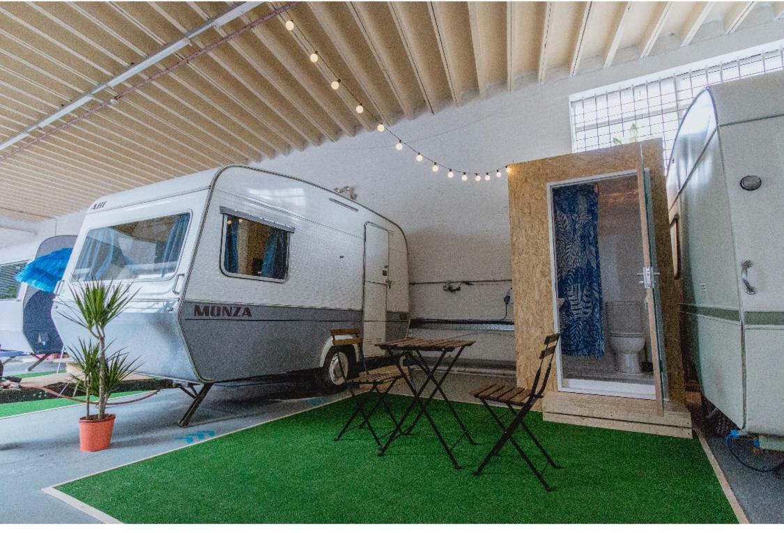 Towed Town Camping Bristol Eksteriør billede