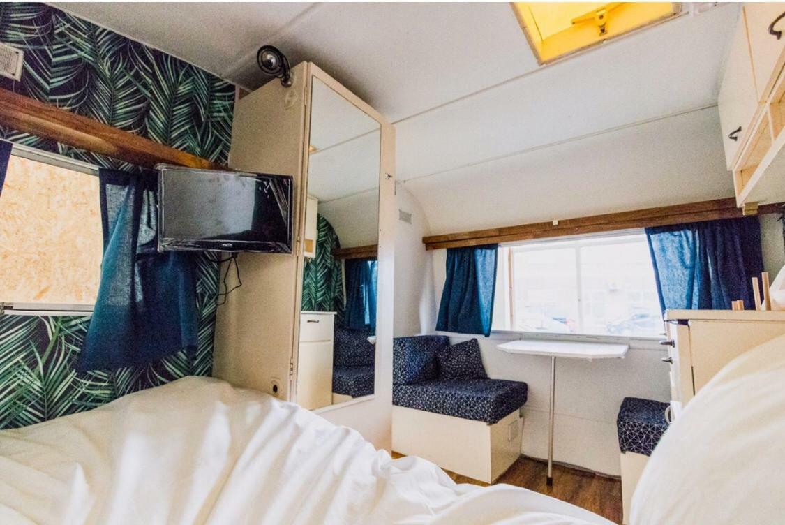 Towed Town Camping Bristol Eksteriør billede